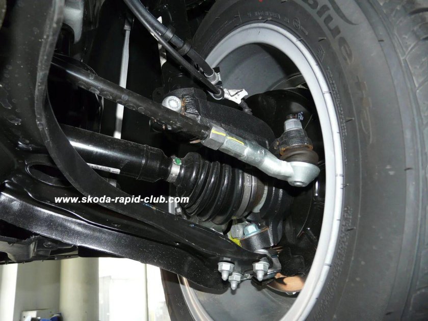 Задняя подвеска Рапид 2017