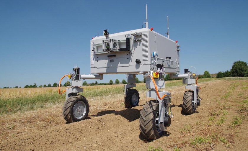 Полевой робот BONIROB