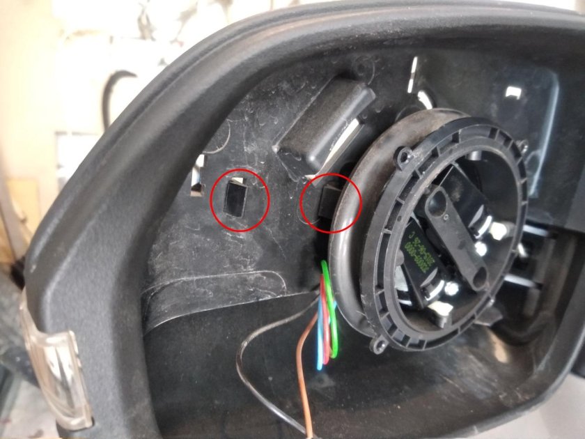 Зеркала Лада Веста