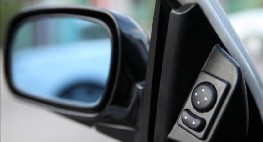 Боковые зеркала с электроприводом на Daewoo Nexia