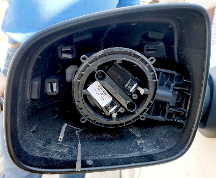 Электропривод зеркало Лада Ларгус