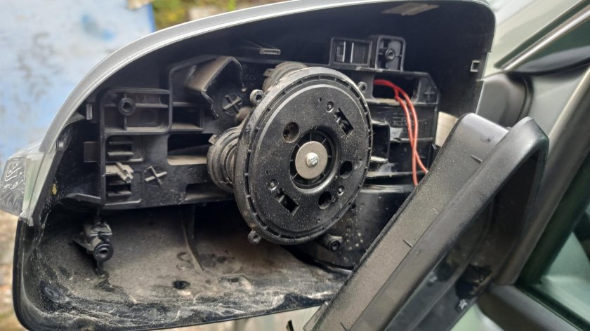 Разбор зеркала Волга