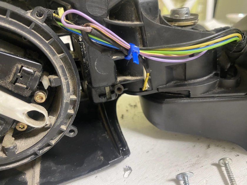 Привод складывания зеркала Рено Сценик 2