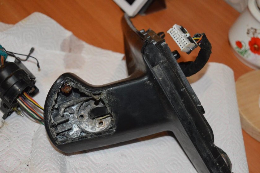 Механизм складывания зеркал Киа Спортейдж 3