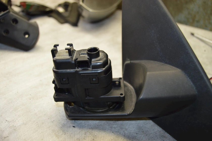 Nissan primera p11 электро складыание зеркал