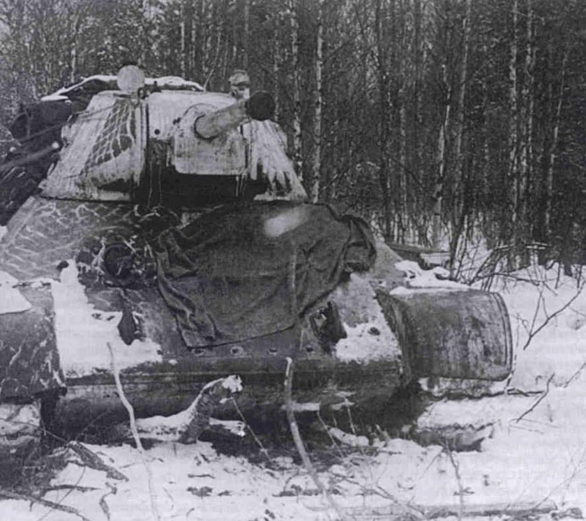 Т-34 зимний камуфляж ВОВ
