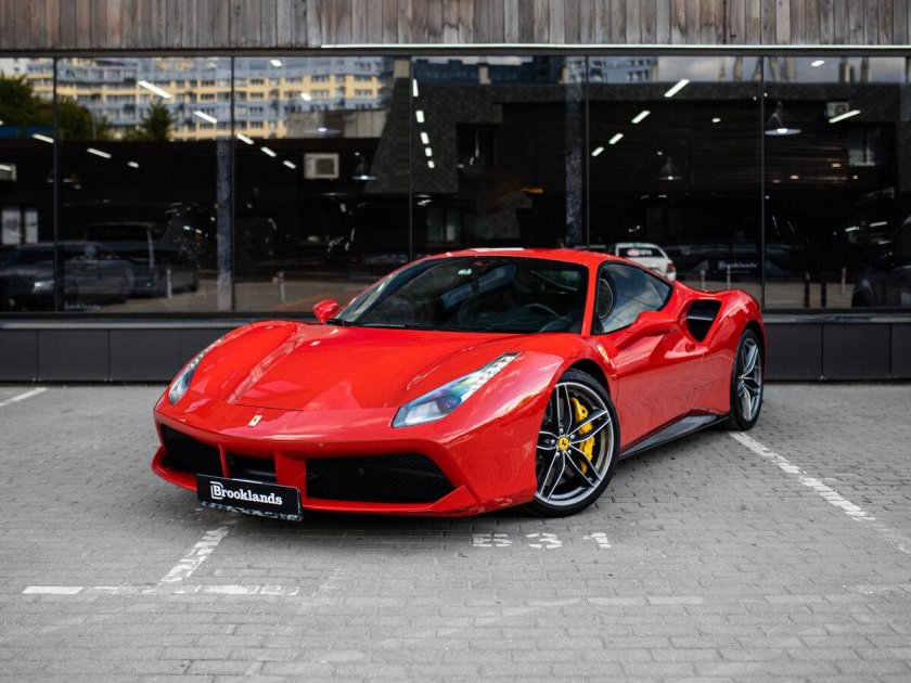 Ferrari 488 GTB 2015