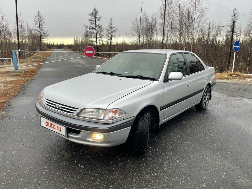 Toyota carina 1998