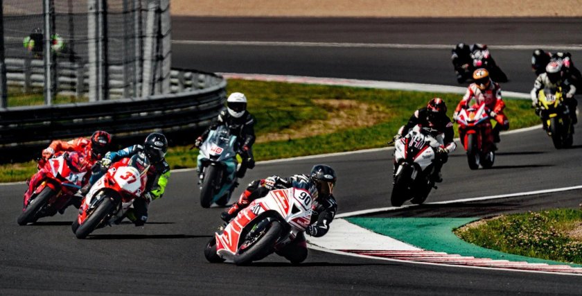 Шоссейно кольцевые мотогонки