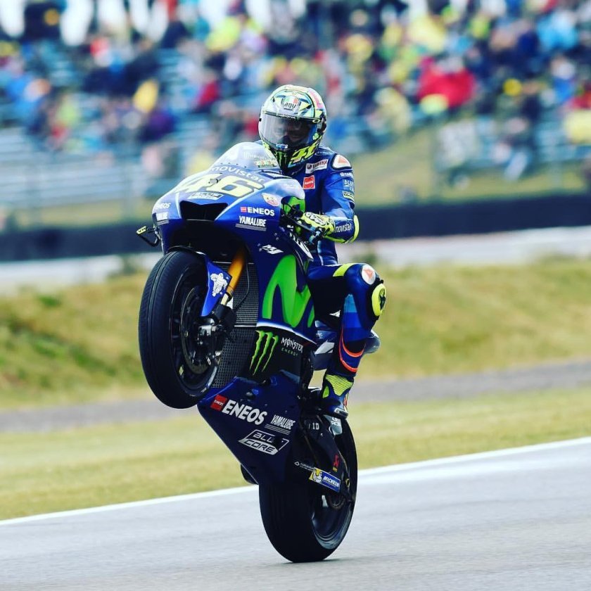 Валентино Росси гонки