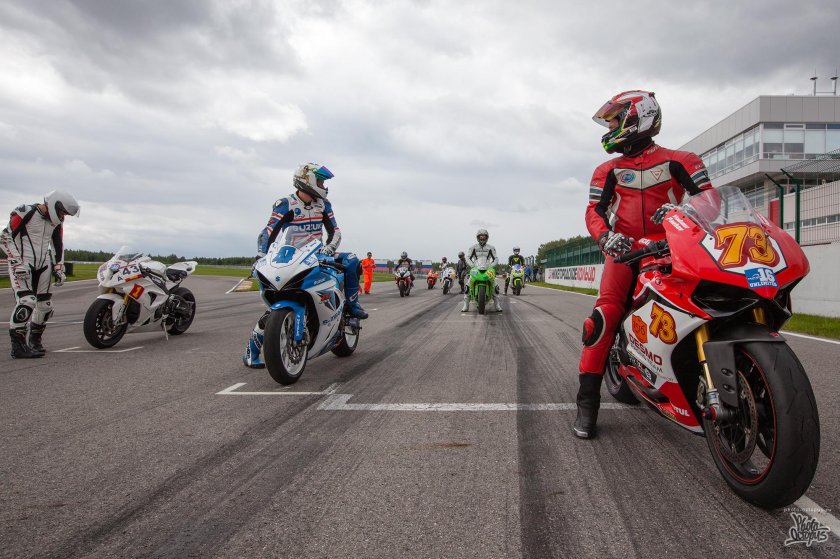 Гонки на мотоциклах