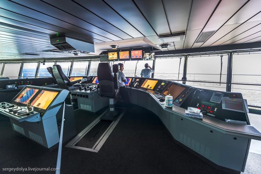 Оазис морей Капитанский мостик