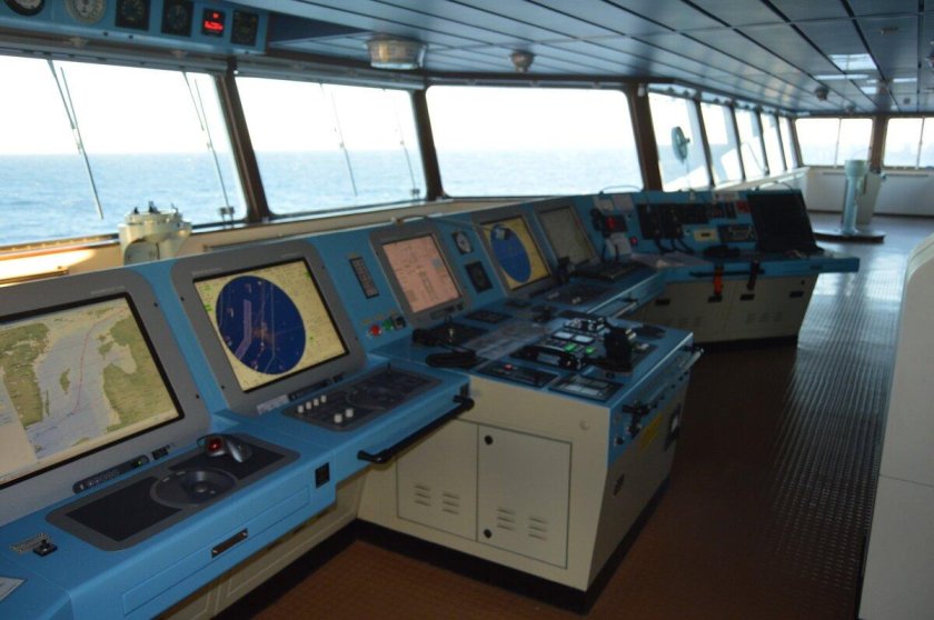 Капитанский мостик танкера