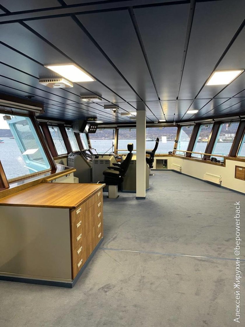 Капитанская рубка ледокола ямал