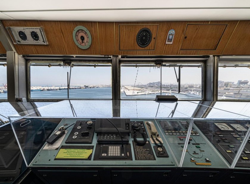 Капитанский мостик на корабле