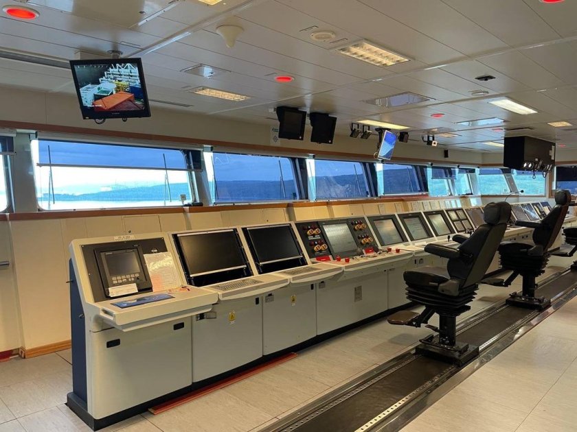 Отель "Капитанский мостик"