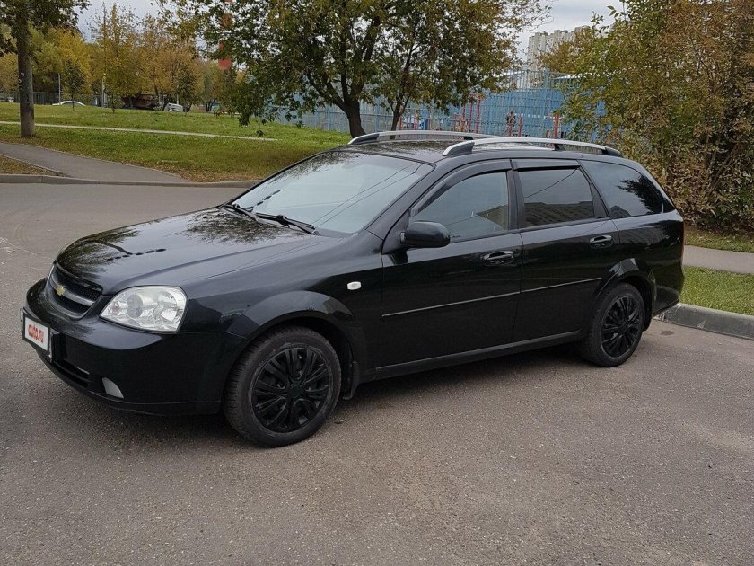 Шевроле Лачетти 2008 универсал черный