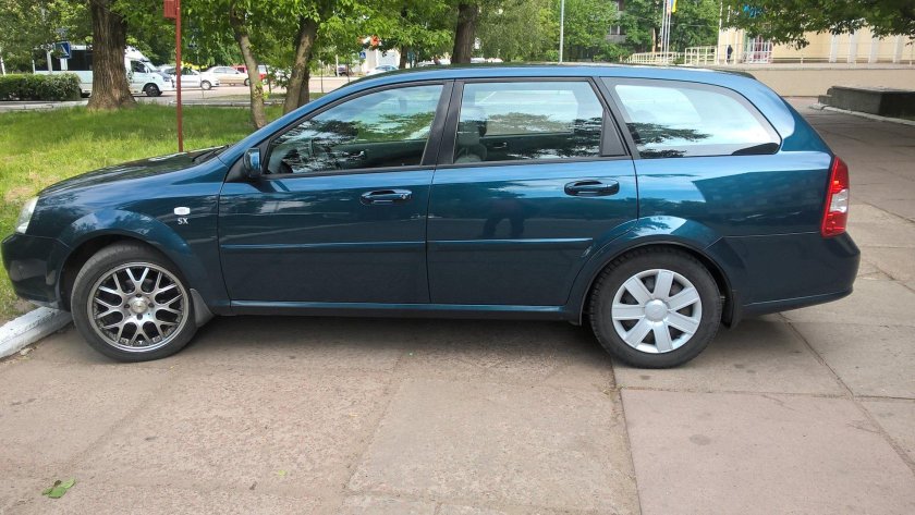 R17 Lacetti хэтчбек