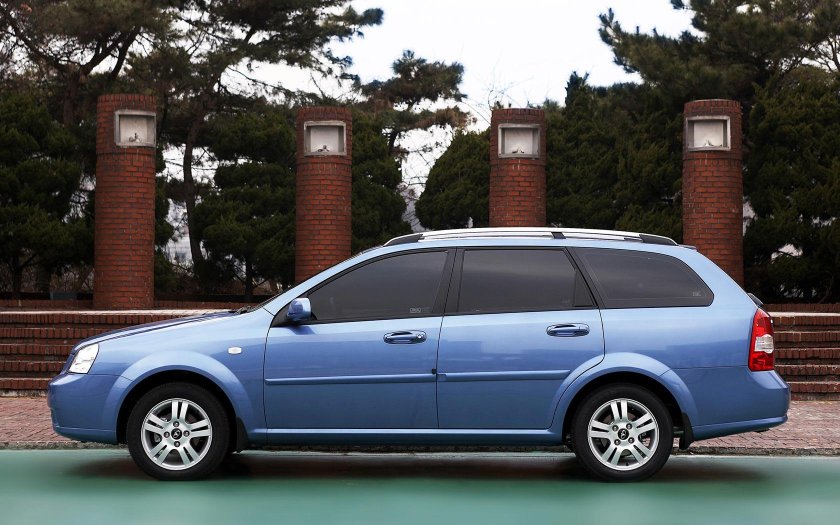 Шевроле Лачетти универсал 1.6