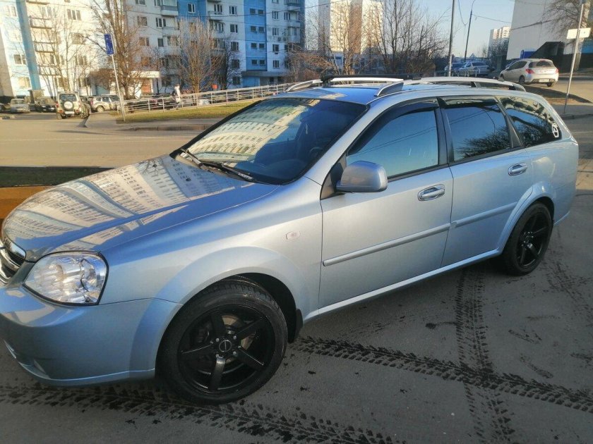 Chevrolet Lacetti 2011 универсал