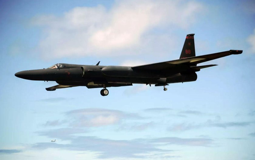 U 2 самолет разведчик