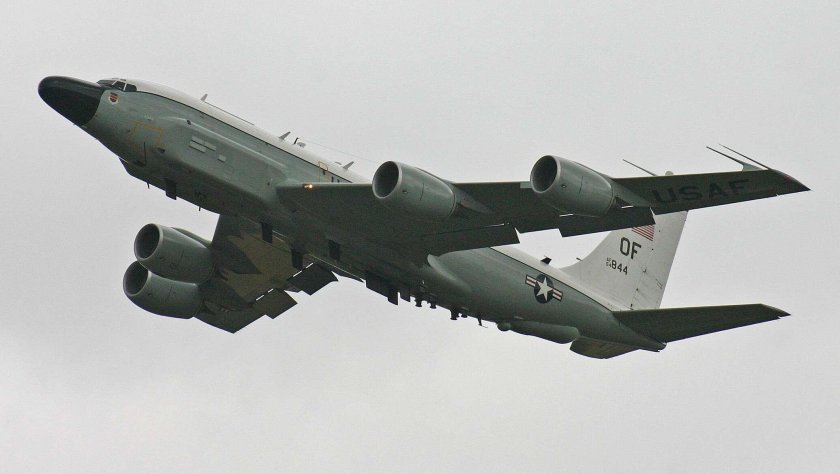 RC 135 самолет разведчик