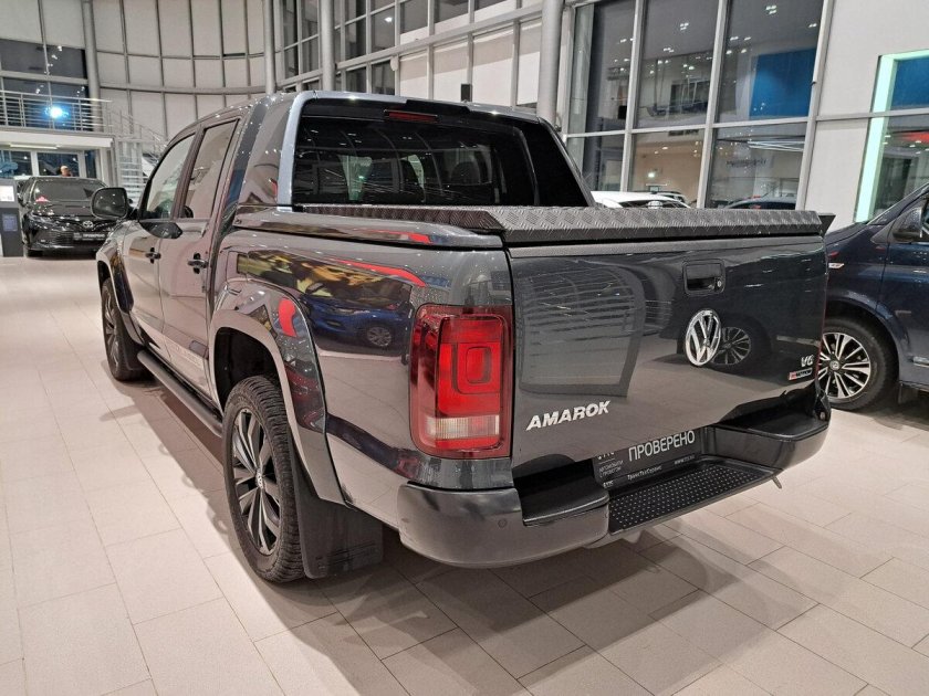 Серый фольксваген