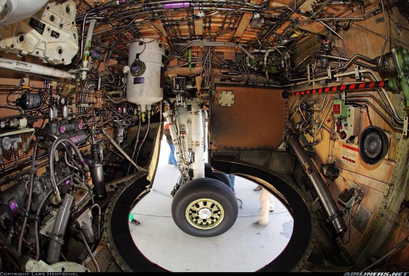 Шасси Боинг 777