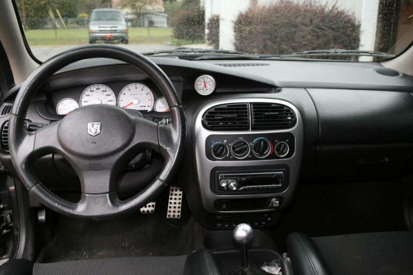 Додж неон 2 салон