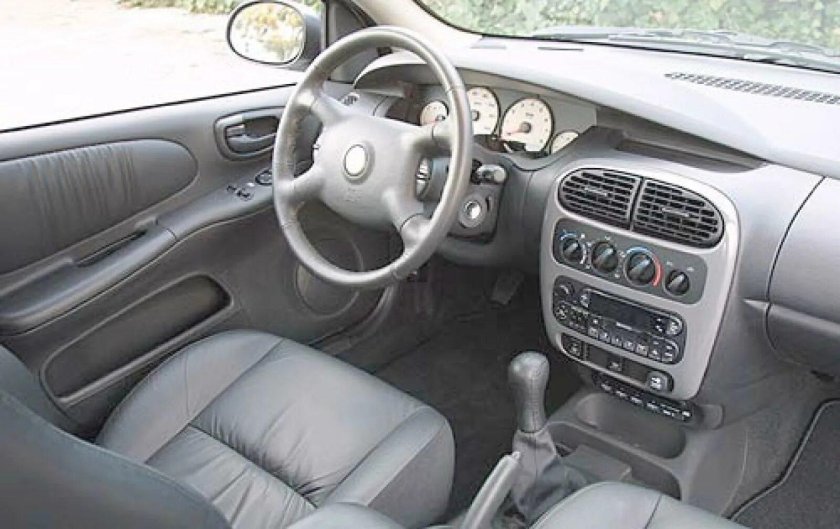 Dodge Neon 2 салон
