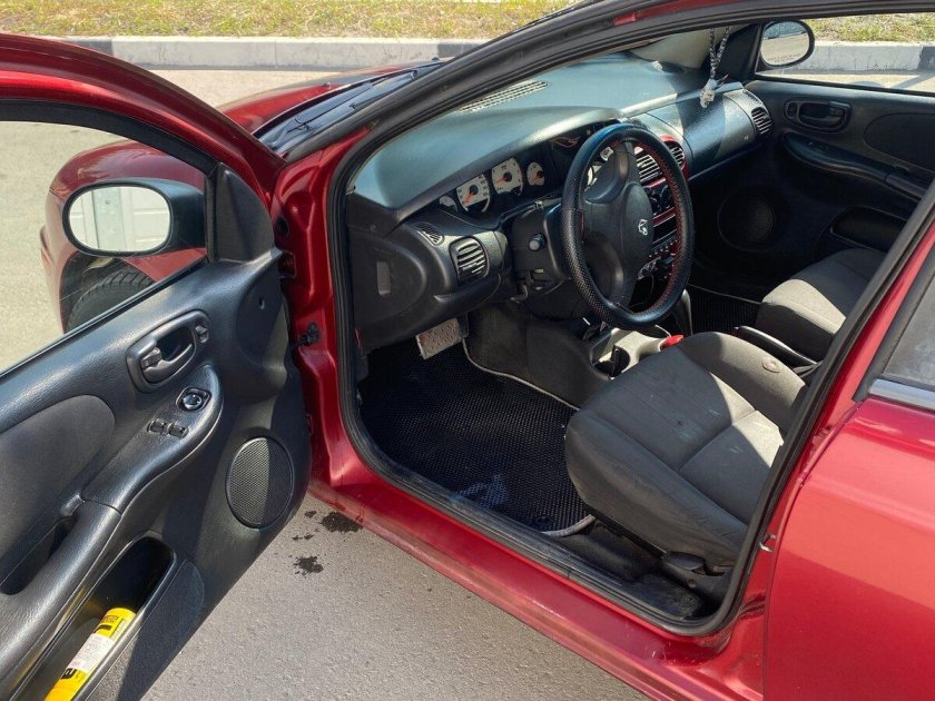 Додж неон 2003