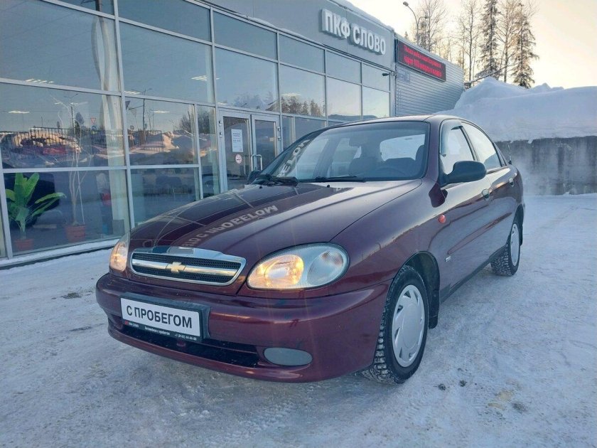 Шевроле ланос красный