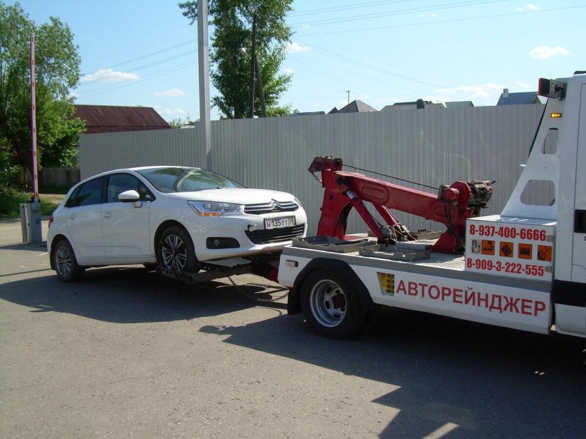 Ивеко Дейли эвакуатор частичной погрузки