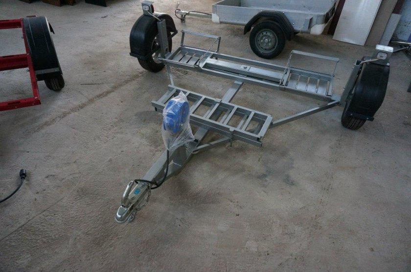 Прицеп эвакуатор па750