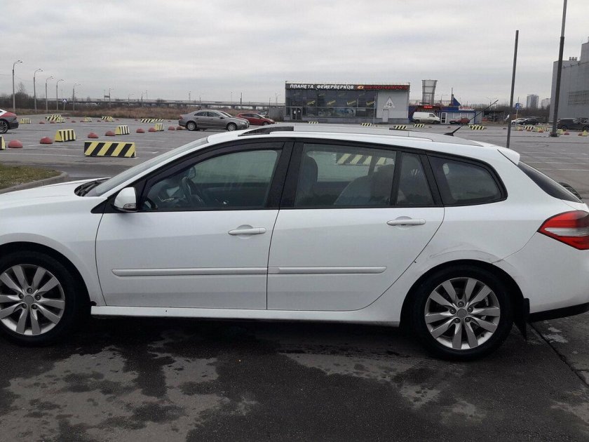 Рено Лагуна 3 универсал