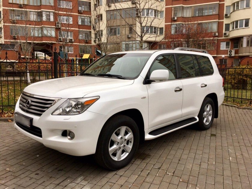 Lexus LX 2009