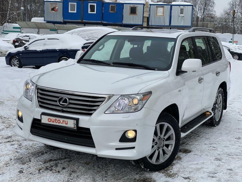 Лексус 570 2011