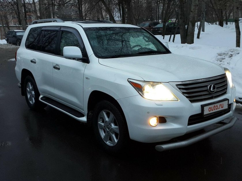Лексус белый джип