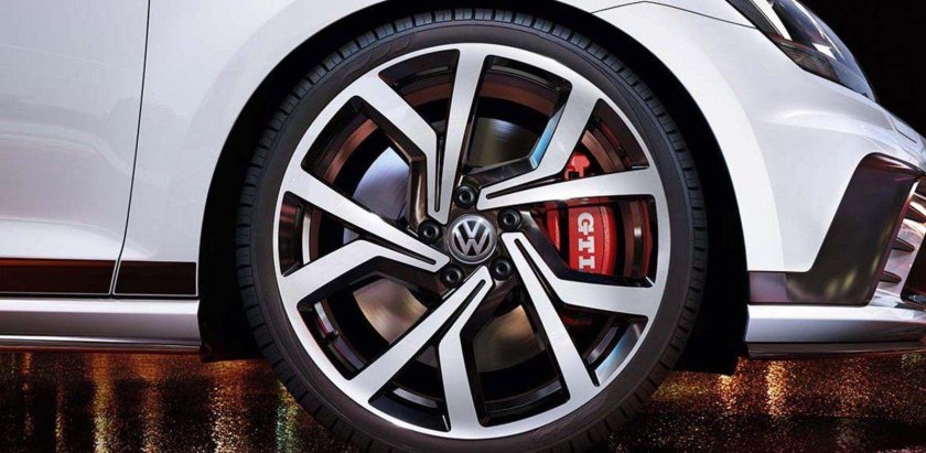 VW Golf GTI 7 на дисках