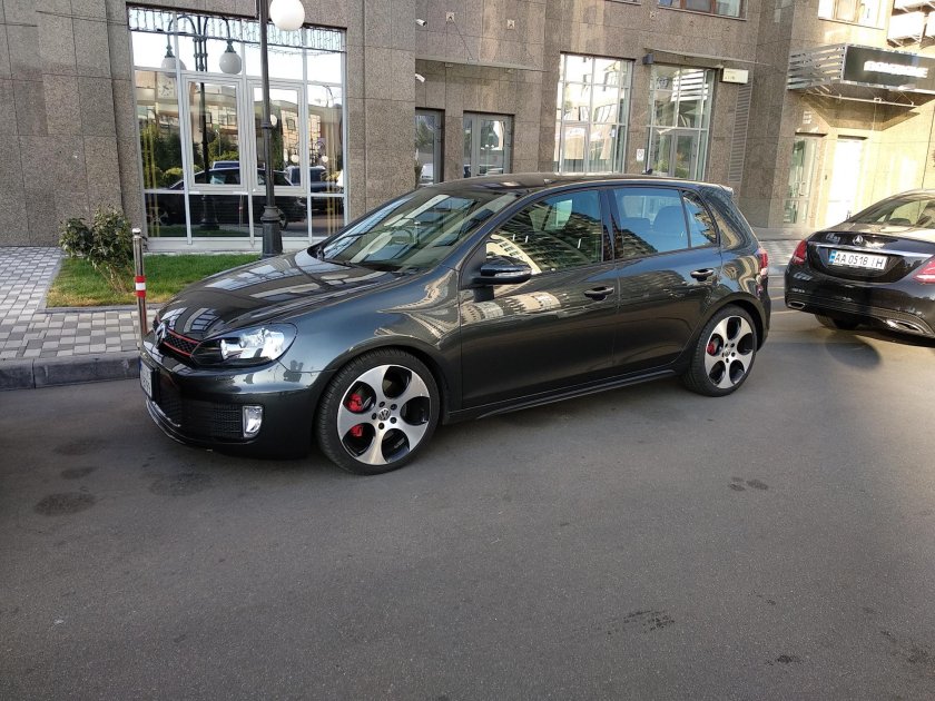 Диски Golf 6 GTI r17