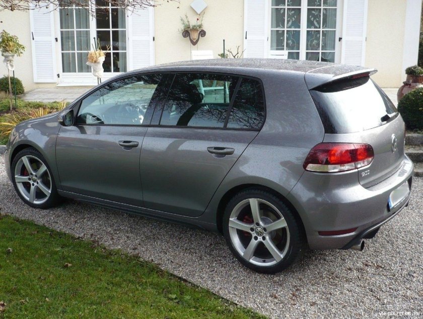 VW Golf 6 r17