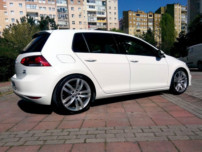 VW Golf 7 r18