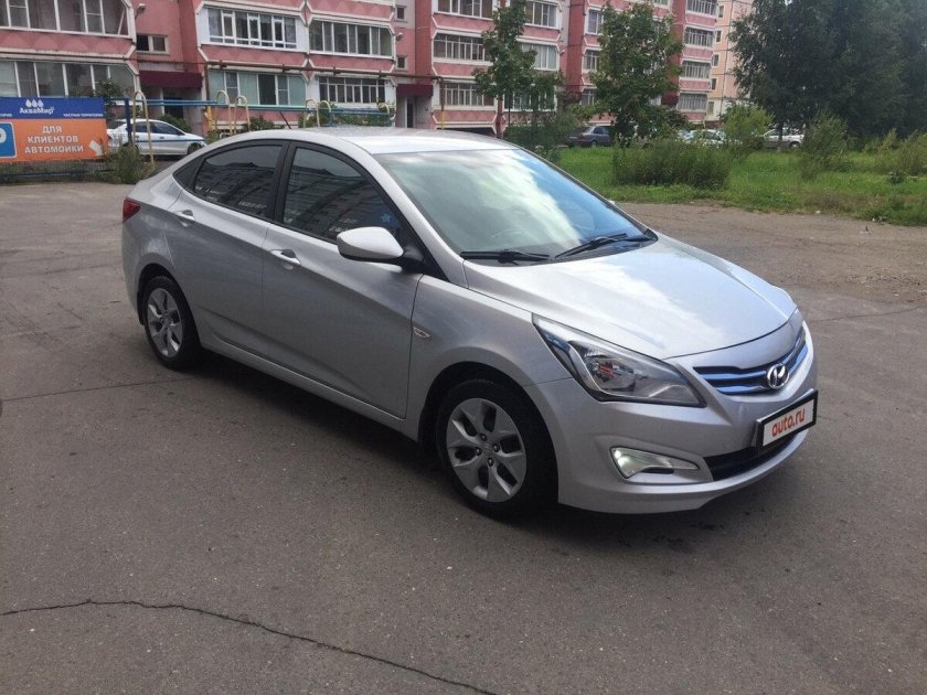 Хендай Солярис 2016 серебристый