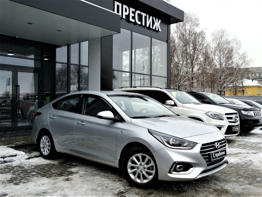 Хендай Солярис 2017 серебро
