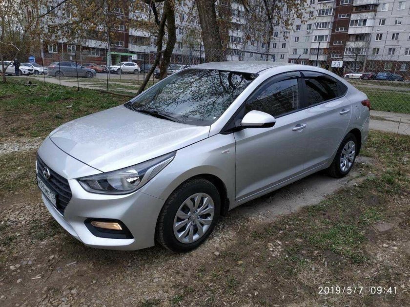 Серебристый металлик Хендай Солярис 2