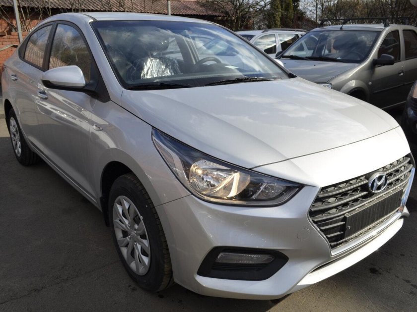 Хендай серебристый