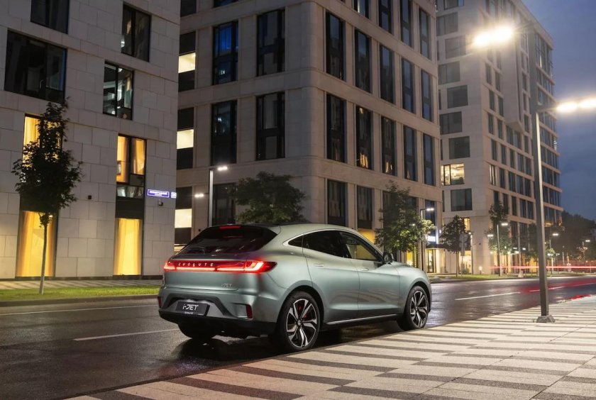 Эволют электромобиль i Jet