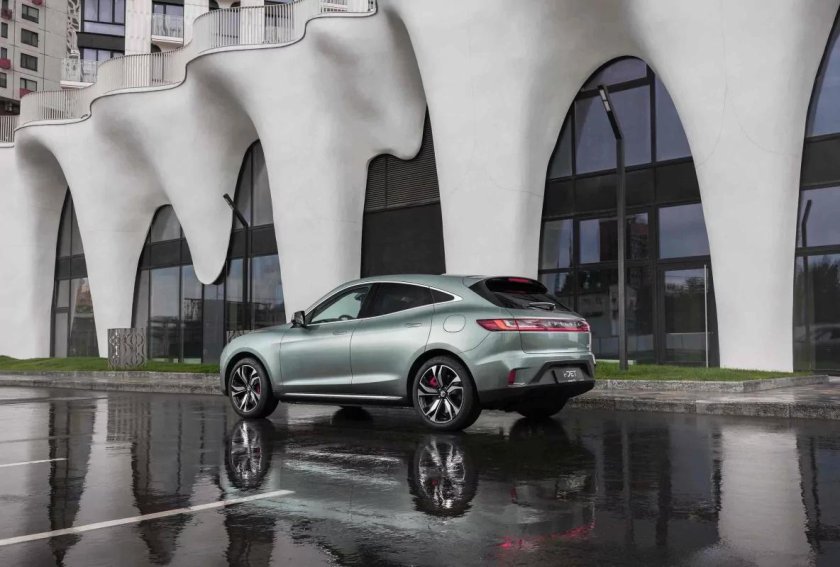 Электрический кроссовер