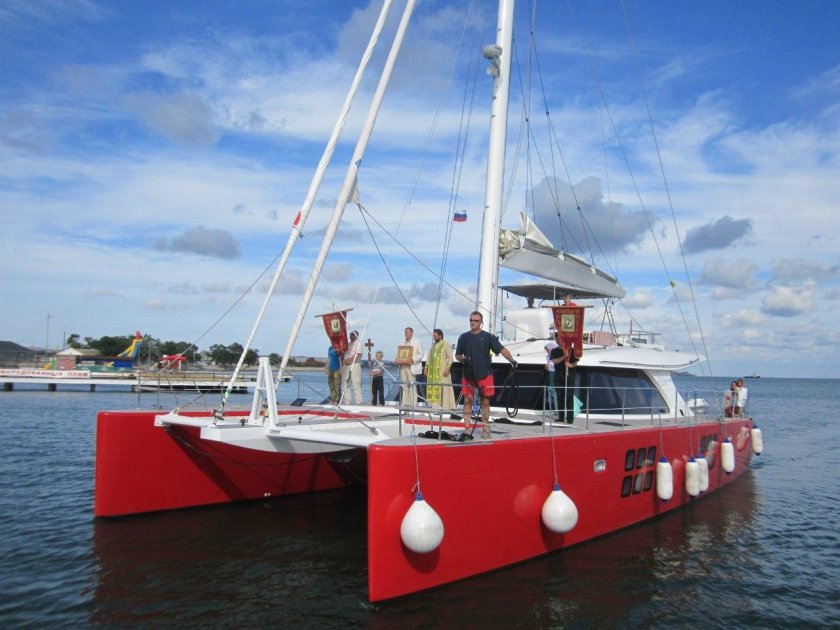 Катамаран Meri 2