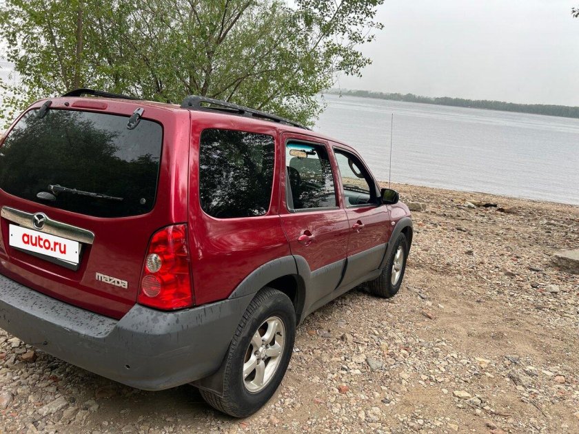 Мазда трибьют 2001